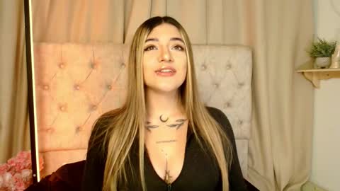 Ashley Lauren online show from March 11, 2025, 3:48 am