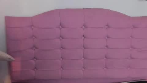 kylie online show from September 26, 2025, 1:42 am