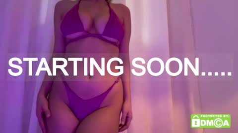 ashllovee online show from November 5, 2025, 3:23 pm