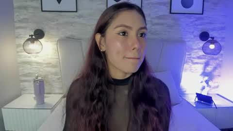 Snapshot of ashlye_collins chatting on June 11, 2026, 8:18 pm ashlye_collins online show from June 11, 2026, 8:18 pm