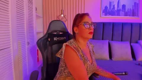 ashlye_miller_ online show from January 12, 2025, 3:39 am