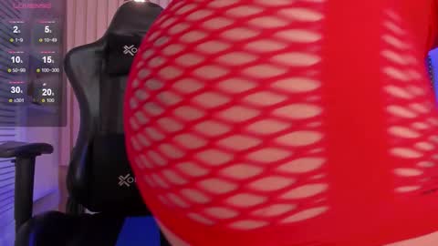 ashlye_miller_ online show from September 19, 2025, 4:25 am