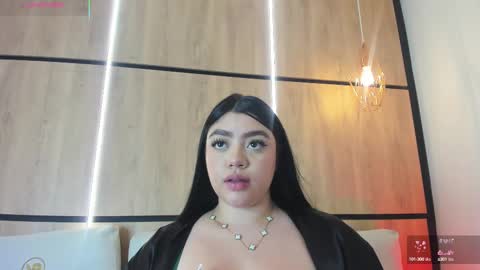 ashlyn online show from October 2, 2025, 8:27 pm