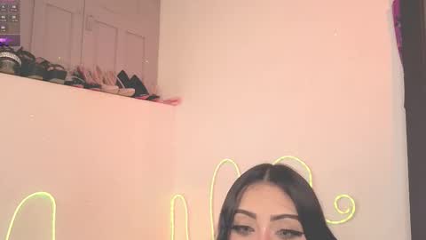 Snapshot of ashlynnlowe_ chatting on December 2, 2025, 7:53 pm Ash online show from December 2, 2025, 7:53 pm