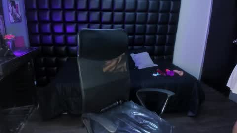 ashlyy sweet  online show from June 8, 2026, 2:28 pm