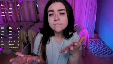 Snapshot of ashton_heidi chatting on June 8, 2026, 12:47 am Your girlfriend online show from June 8, 2026, 12:47 am