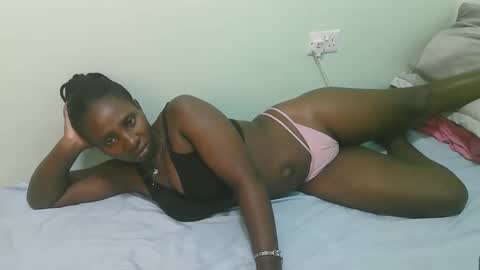 Snapshot of ashyneil_ chatting on May 27, 2026, 1:57 am ashyneil_ online show from May 27, 2026, 1:57 am