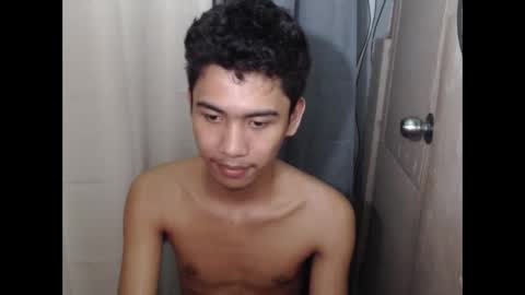 asian_ainsley69 online show from April 20, 2026, 5:48 pm