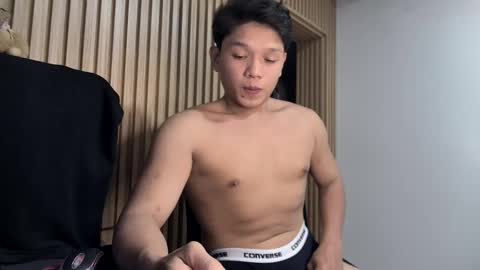 asian_calid22xx online show from February 4, 2026, 6:03 pm