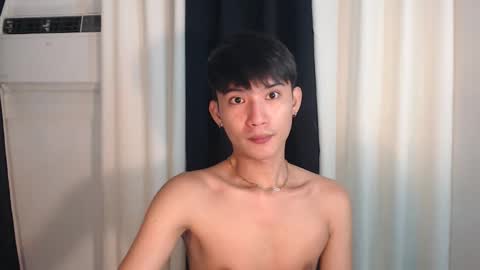 Snapshot of asian_cutiebaexx chatting on October 26, 2025, 5:13 am Pat online show from October 26, 2025, 5:13 am