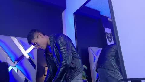 asian_ferverx online show from June 5, 2026, 7:41 pm