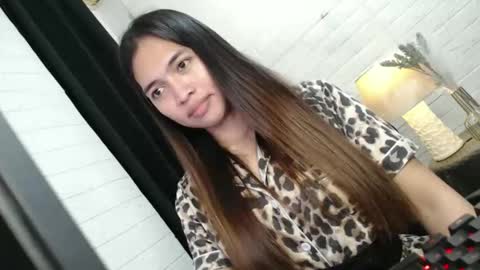 Snapshot of asian_kati chatting on November 20, 2025, 1:17 am theakati online show from November 20, 2025, 1:17 am