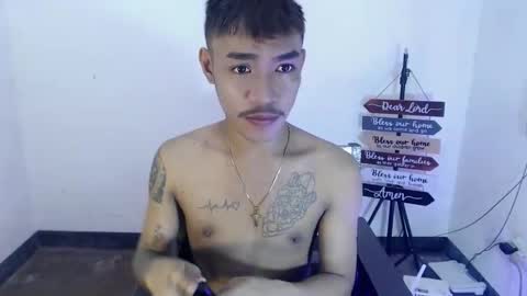 Snapshot of asian_kimxxx chatting on December 23, 2025, 10:35 am don online show from December 23, 2025, 10:35 am