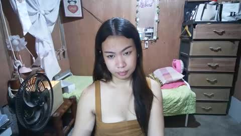 asian_llory online show from October 12, 2025, 2:43 am