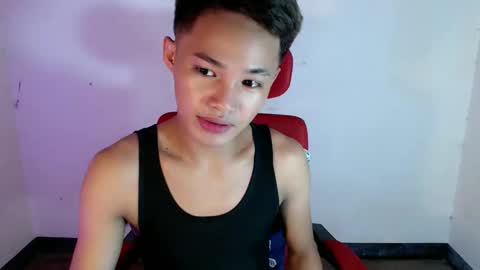 asian_lover05 online show from June 2, 2026, 12:07 pm