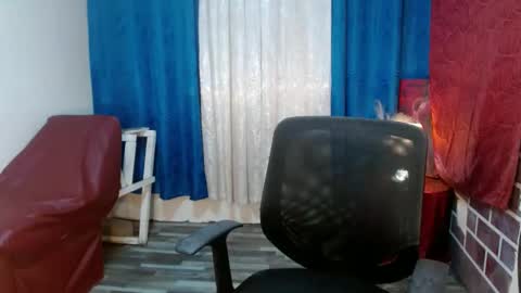 Snapshot of asian_petit19 chatting on January 25, 2025, 6:55 am Lovely online show from January 25, 2025, 6:55 am
