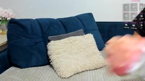 Hare online show from October 13, 2025, 6:13 am