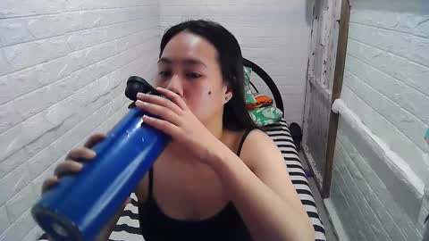 Snapshot of asian_sexydimples chatting on March 8, 2025, 12:33 am Trixie online show from March 8, 2025, 12:33 am
