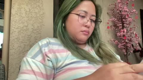 Curvy online show from June 15, 2026, 9:50 pm