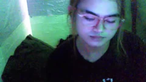 asiancum_jus online show from April 22, 2026, 12:35 am