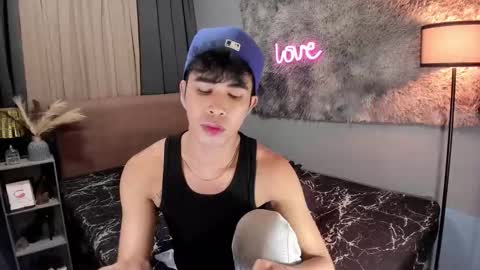 asiancum_peter online show from September 26, 2025, 11:25 am