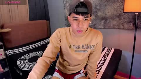 asiancum_peter online show from October 13, 2025, 1:27 am