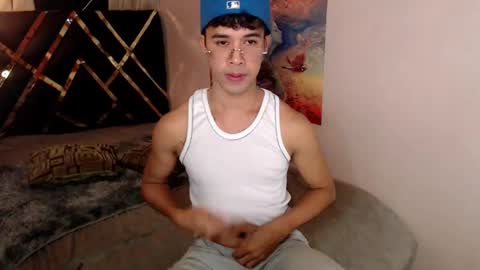 asiancum_peter online show from December 16, 2025, 11:04 am