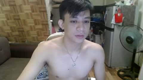 asiandreamboyx online show from December 18, 2024, 12:07 pm