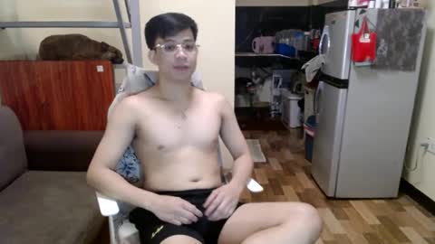 asiandreamboyx online show from February 3, 2025, 12:03 pm