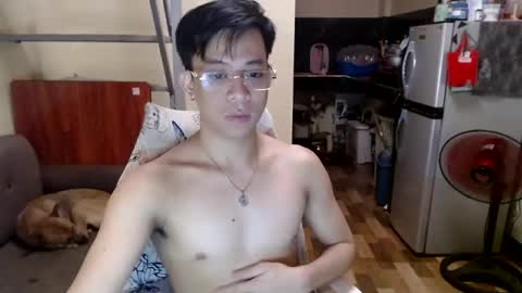 asiandreamboyx online show from February 8, 2025, 6:12 pm