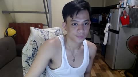 asiandreamboyx online show from March 6, 2025, 8:19 am