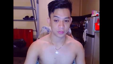 asiandreamboyx online show from September 9, 2025, 5:01 pm