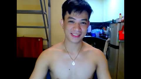 asiandreamboyx online show from April 2, 2026, 10:51 pm