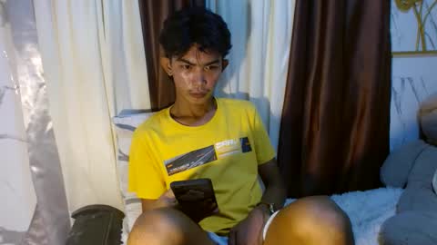 Nico online show from November 2, 2025, 12:07 pm