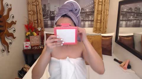 asianhotjasmin online show from November 16, 2025, 1:22 am