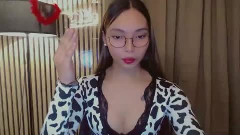 Snapshot of asianhottiesttamira chatting on October 25, 2025, 5:37 am HI IM TAMIRA LOOKING FOR SERIOUS RELATIONSHIP online show from October 25, 2025, 5:37 am