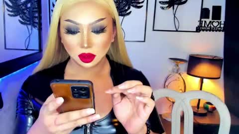 asianhugecockzabrina online show from June 11, 2026, 4:10 am