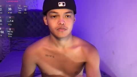 VICTORIA SCOTT online show from March 12, 2026, 9:26 am