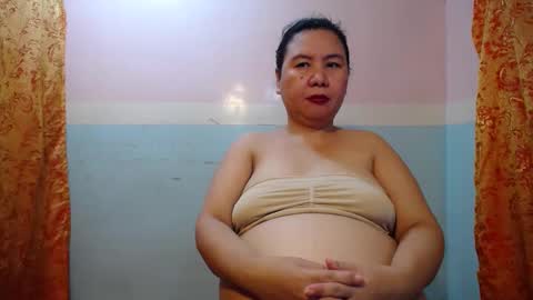Snapshot of asianpinaychub chatting on January 2, 2025, 11:20 am asianpinaychub online show from January 2, 2025, 11:20 am