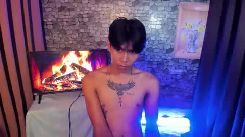 mark online show from October 27, 2025, 4:33 pm