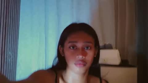 kisses online show from June 6, 2026, 4:23 pm