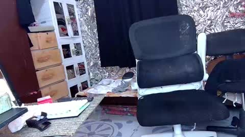 Trish online show from November 16, 2025, 11:05 am