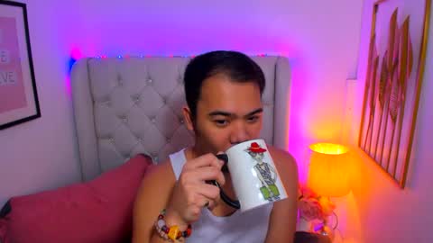 Zero online show from February 2, 2025, 5:04 pm