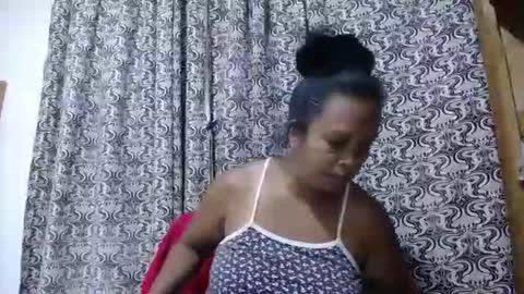 aslanne online show from April 11, 2026, 6:45 pm