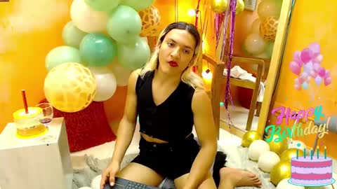 Snapshot of aslyhernandez chatting on January 16, 2025, 8:14 pm ASLY online show from January 16, 2025, 8:14 pm