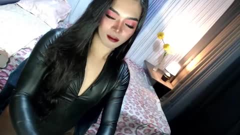 Snapshot of asmodeus_daughter chatting on February 16, 2025, 5:48 pm Margaux Miller online show from February 16, 2025, 5:48 pm