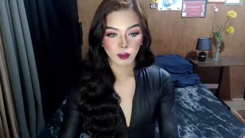 Margaux Miller online show from January 8, 2026, 5:04 pm