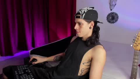 asmodeuszz online show from January 20, 2025, 5:26 am