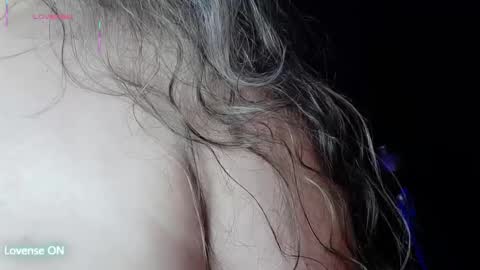 Snapshot of aspenruss chatting on October 18, 2025, 7:25 pm online show from October 18, 2025, 7:25 pm