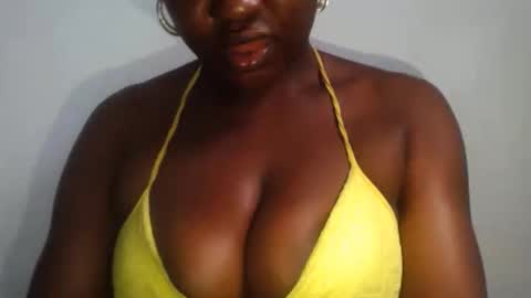 ass_elbonypussy online show from May 16, 2026, 10:36 am